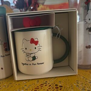 Starbucks x Hello Kitty Limited Edition Mug with Lid
